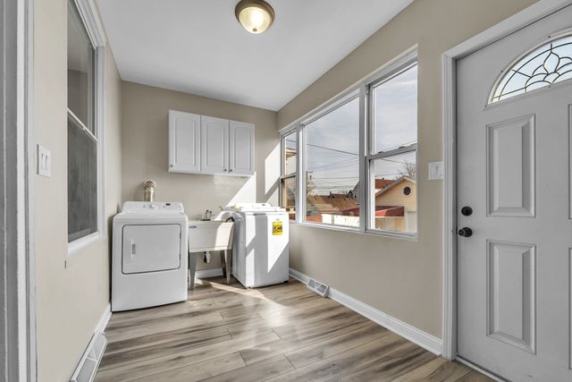 5323 W 25th Place, Cicero, IL 60804