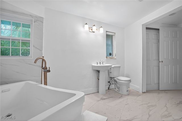 13769 River Forest DR, Fort Myers, FL 33905