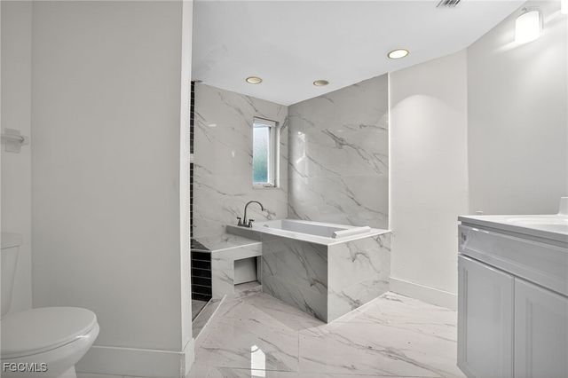 13769 River Forest DR, Fort Myers, FL 33905