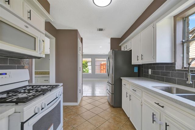 11514 Sagewillow Lane, Houston, TX 77089