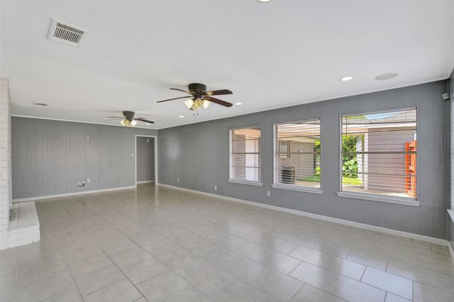 11514 Sagewillow Lane, Houston, TX 77089