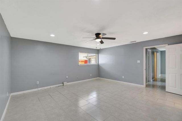 11514 Sagewillow Lane, Houston, TX 77089