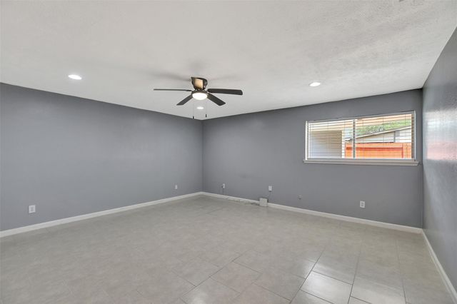 11514 Sagewillow Lane, Houston, TX 77089