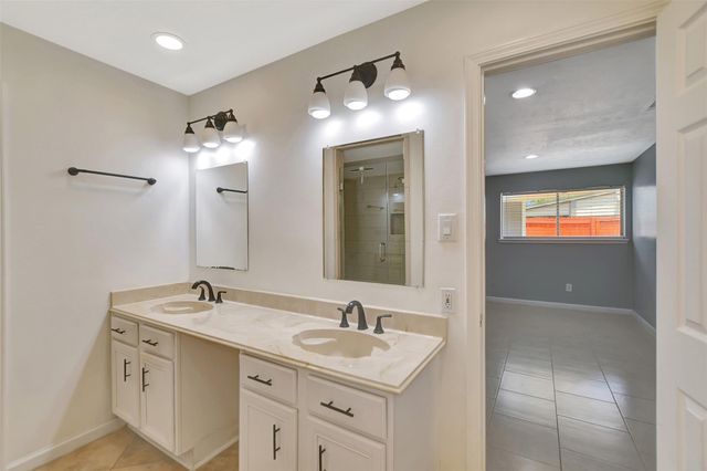 11514 Sagewillow Lane, Houston, TX 77089