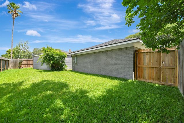 11514 Sagewillow Lane, Houston, TX 77089