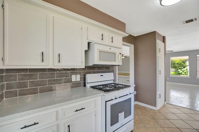 11514 Sagewillow Lane, Houston, TX 77089