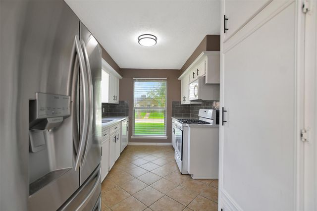 11514 Sagewillow Lane, Houston, TX 77089