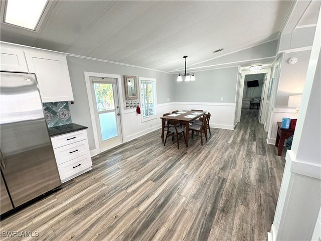 17810 Bryan CT, Fort Myers Beach, FL 33931