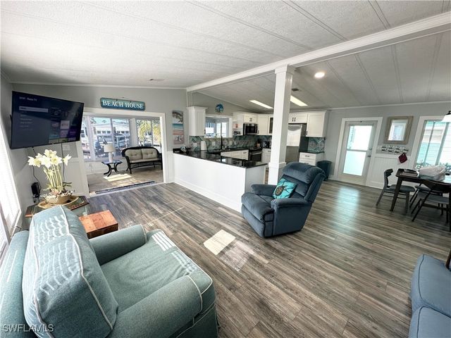 17810 Bryan CT, Fort Myers Beach, FL 33931