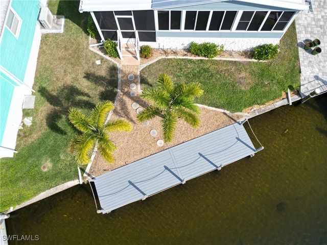 17810 Bryan CT, Fort Myers Beach, FL 33931