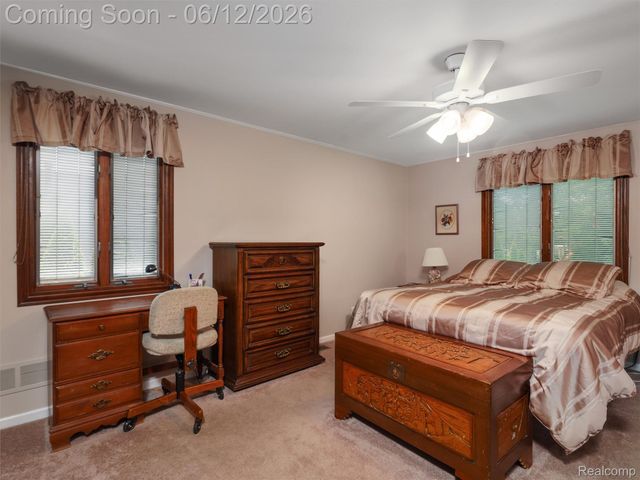 5057 Prentis Drive, Troy, MI 48085
