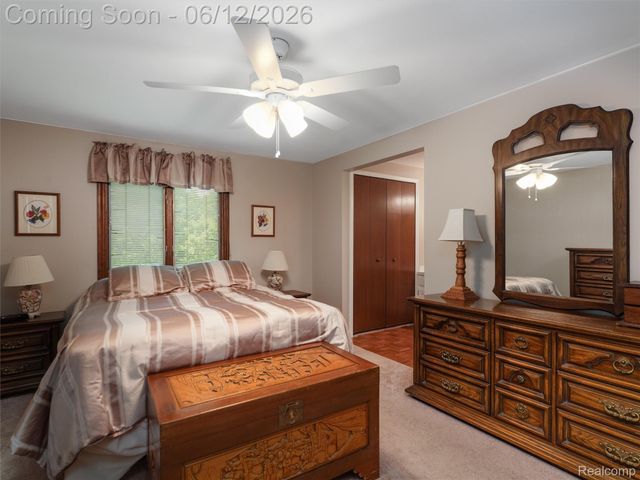 5057 Prentis Drive, Troy, MI 48085