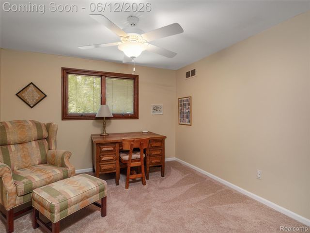 5057 Prentis Drive, Troy, MI 48085