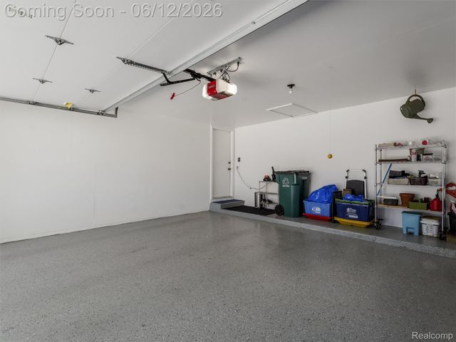 5057 Prentis Drive, Troy, MI 48085