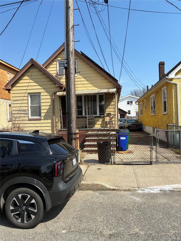 14205 168th Street, Jamaica, NY 11434