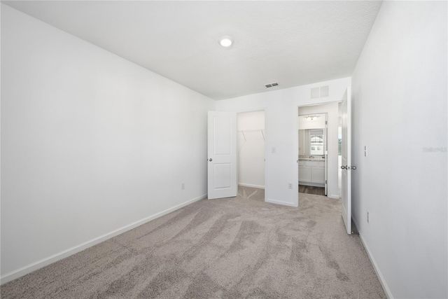 6155 DAERR RIDGE STREET, Zephyrhills, FL 33542