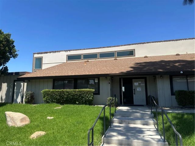 3663 Buchanan 13, Riverside, CA 92503