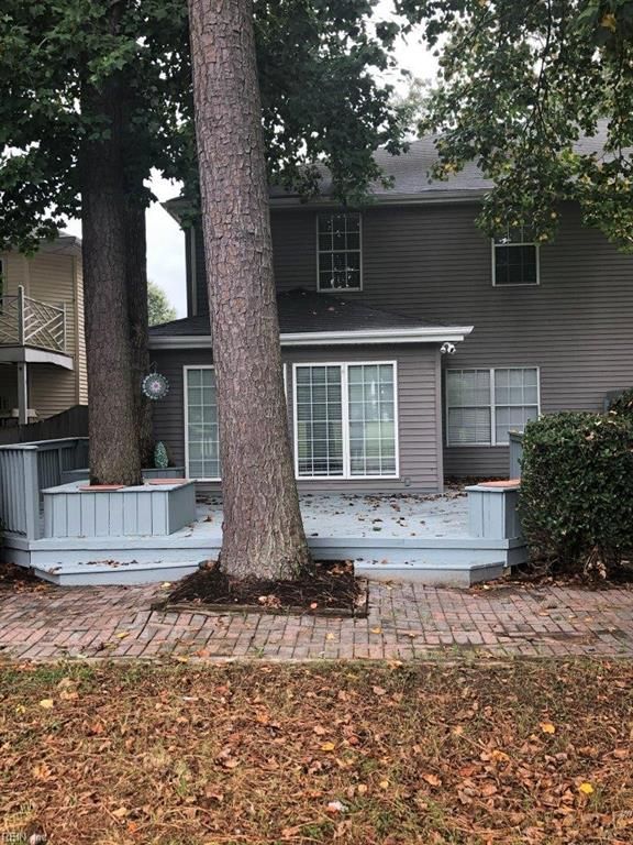 820 E Willow Point PL, Newport News, VA 23602