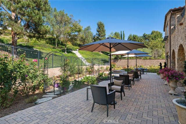 2 Ali Lane, Ladera Ranch, CA 92694