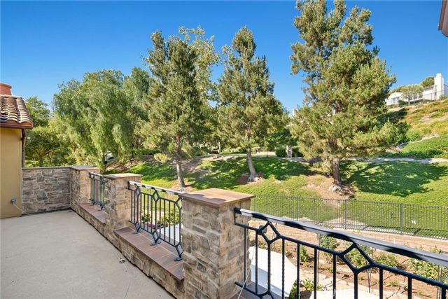 2 Ali Lane, Ladera Ranch, CA 92694