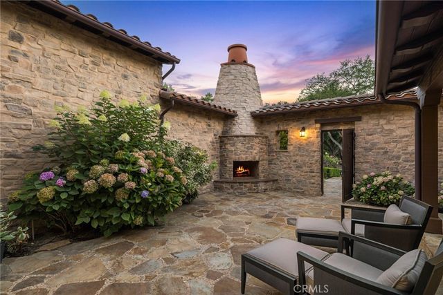 2 Ali Lane, Ladera Ranch, CA 92694