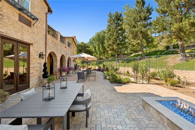 2 Ali Lane, Ladera Ranch, CA 92694