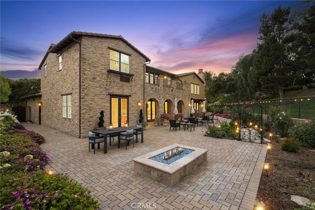 2 Ali Lane, Ladera Ranch, CA 92694