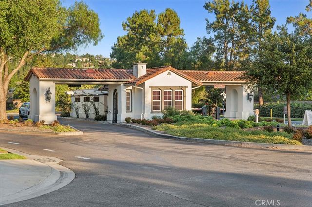 2 Ali Lane, Ladera Ranch, CA 92694