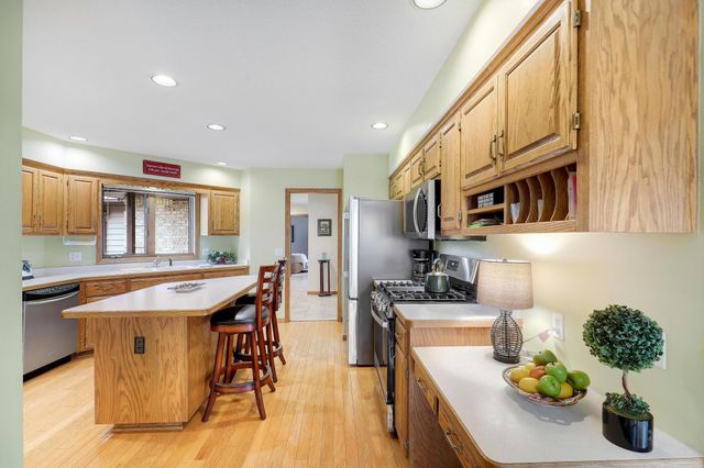 16118 Harvard Court, Lakeville, MN 55044