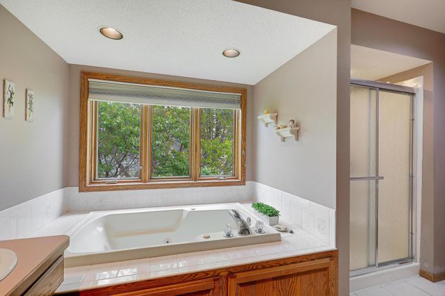 16118 Harvard Court, Lakeville, MN 55044