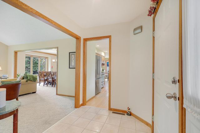 16118 Harvard Court, Lakeville, MN 55044