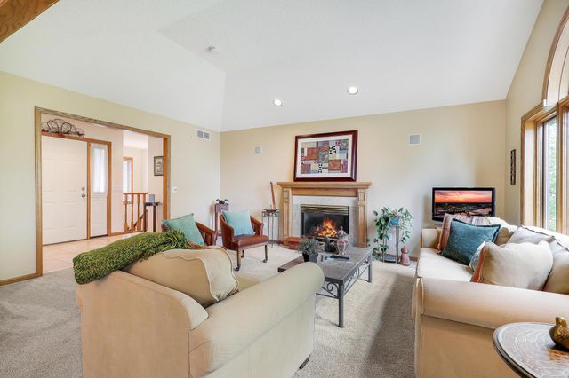 16118 Harvard Court, Lakeville, MN 55044