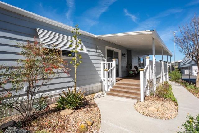 7467 Mission Gorge Rd SPC 81, Santee, CA 92071