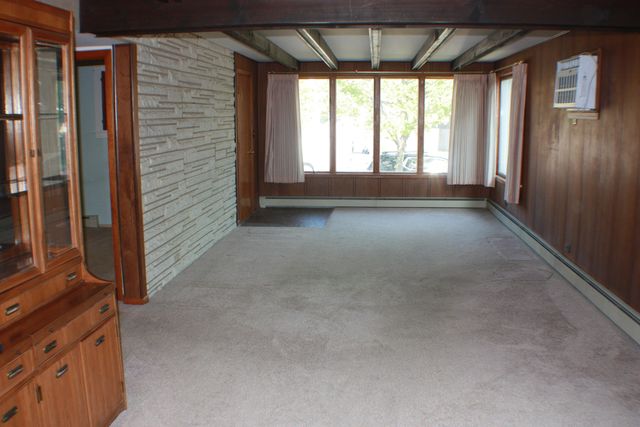2132 Lincoln Avenue, Whiting, IN 46394