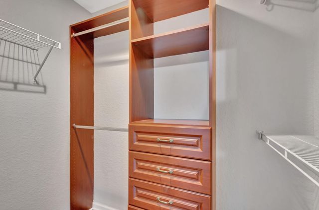 1620 Presidential Way 110, West Palm Beach, FL 33401