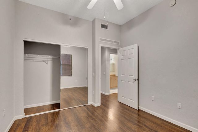 1620 Presidential Way 110, West Palm Beach, FL 33401