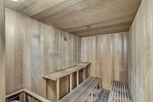 1620 Presidential Way 110, West Palm Beach, FL 33401