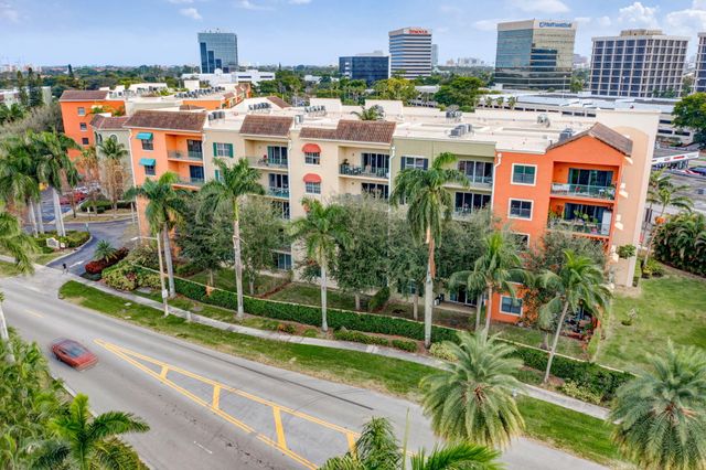 1620 Presidential Way 110, West Palm Beach, FL 33401