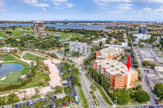 1620 Presidential Way 110, West Palm Beach, FL 33401