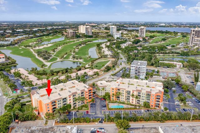 1620 Presidential Way 110, West Palm Beach, FL 33401