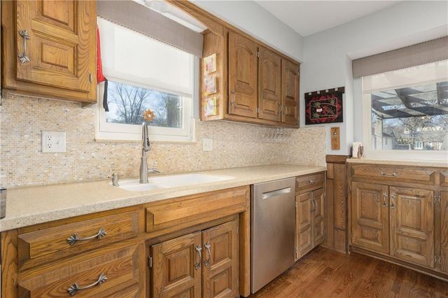 8740 Park Street, Lenexa, KS 66215