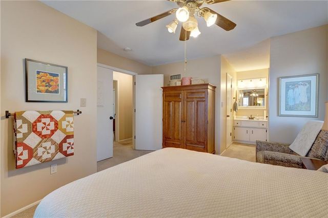 8740 Park Street, Lenexa, KS 66215