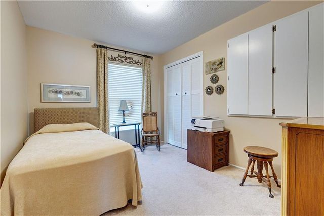 8740 Park Street, Lenexa, KS 66215