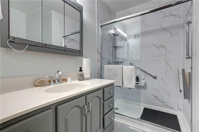 8740 Park Street, Lenexa, KS 66215