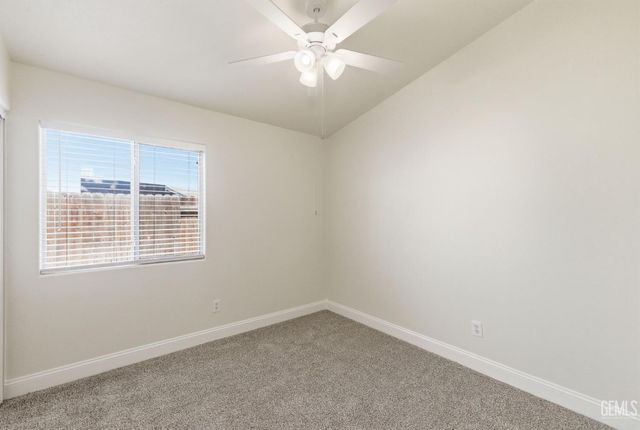 8319 Hemlock Court, Bakersfield, CA 93311