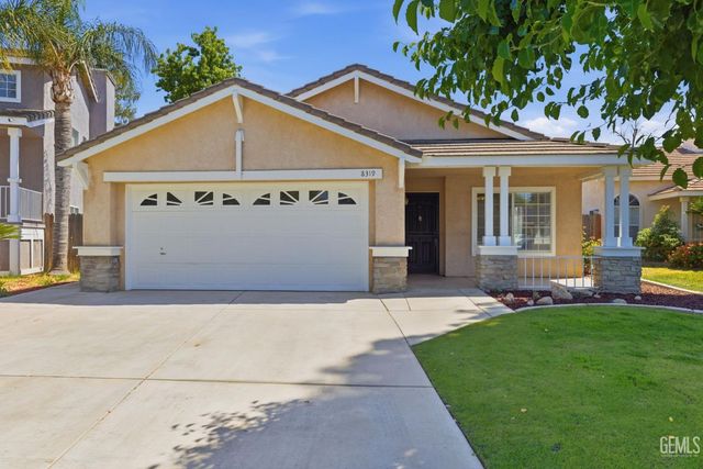 8319 Hemlock Court, Bakersfield, CA 93311