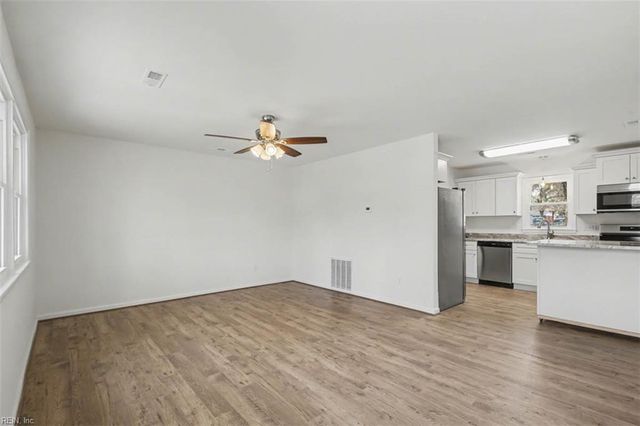 511 Marlin DR, Newport News, VA 23602