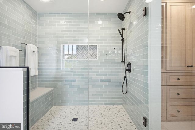 2705 KREIDER RD, Lititz, PA 17543