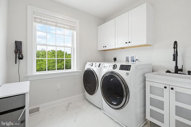 2705 KREIDER RD, Lititz, PA 17543