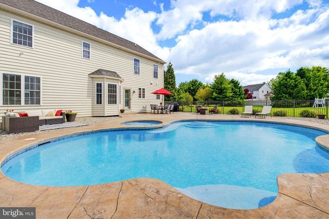 2705 KREIDER RD, Lititz, PA 17543